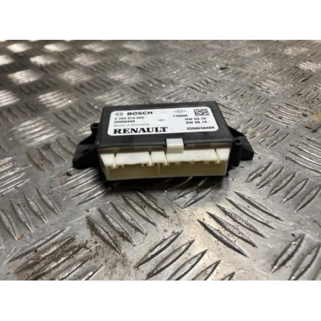 Boitier d'aide au stationnement RENAULT CLIO 4 PHASE 2 d’occasion