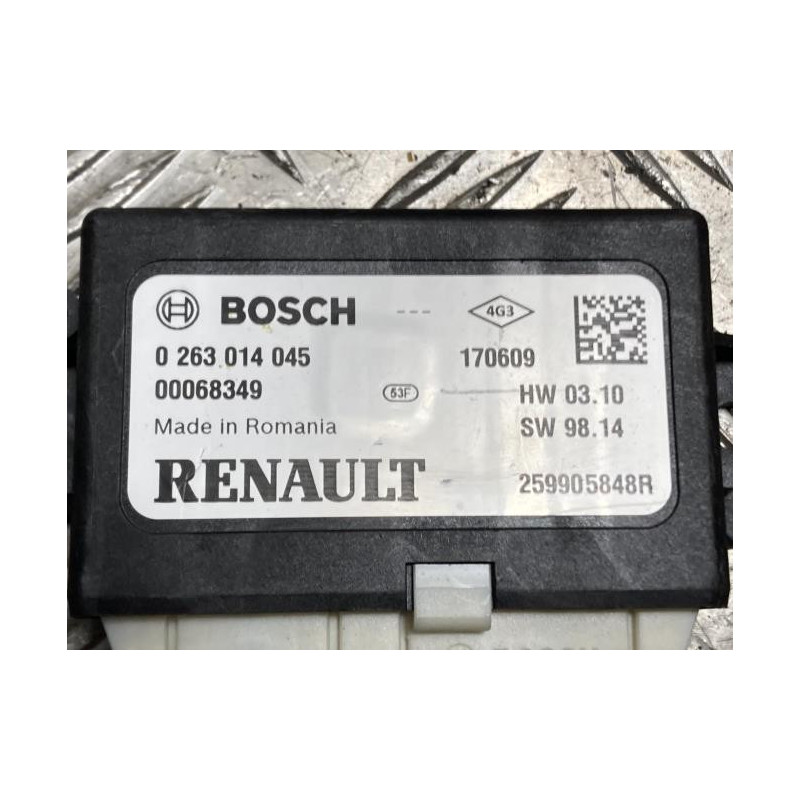 Boitier d'aide au stationnement RENAULT CLIO 4 PHASE 2 d’occasion