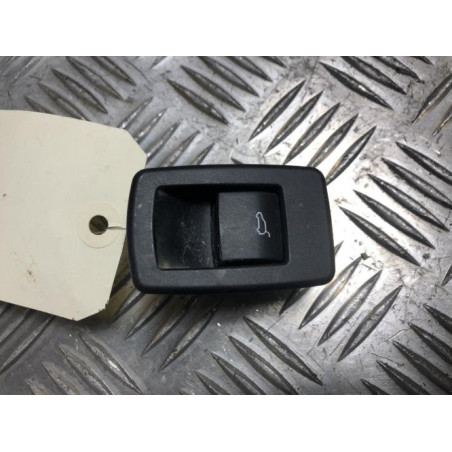 Bouton de coffre BMW SERIE 2 F45 ACTIVE TOURER PHASE 2 d’occasion