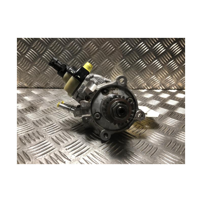Pompe haute pression NISSAN PRIMASTAR 2 d’occasion