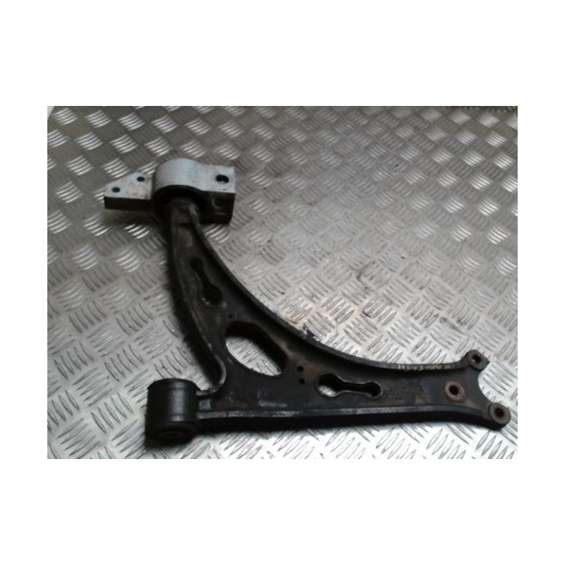 Triangle avant gauche AUDI A3 2 PHASE 1 d’occasion