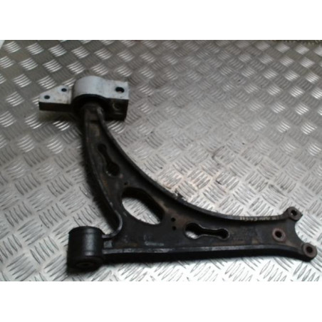 Triangle avant gauche AUDI A3 2 PHASE 1 d’occasion