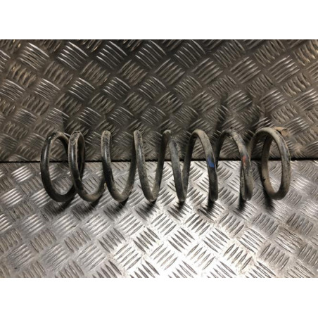 Ressort de suspension arriere droit NISSAN TERRANO 2 PHASE 4 d’occasion