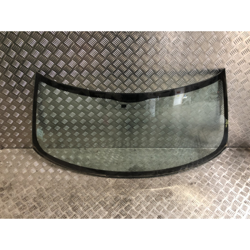 Pare brise MINI MINI 2 R56 PHASE 1 d’occasion