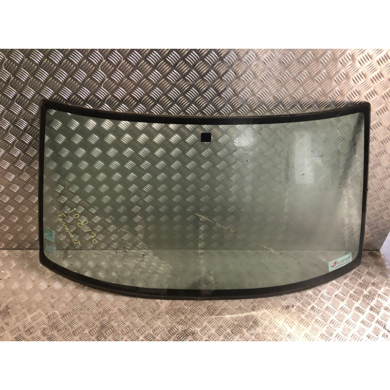 Pare brise NISSAN TERRANO 2 PHASE 4 d’occasion