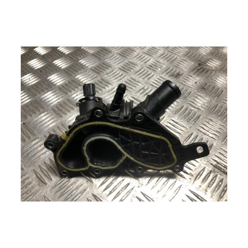 Boitier eau RENAULT  d’occasion