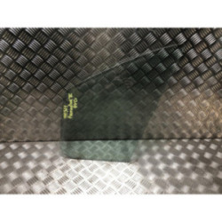 Custode avant gauche (porte) NISSAN PRIMASTAR 2 d’occasion