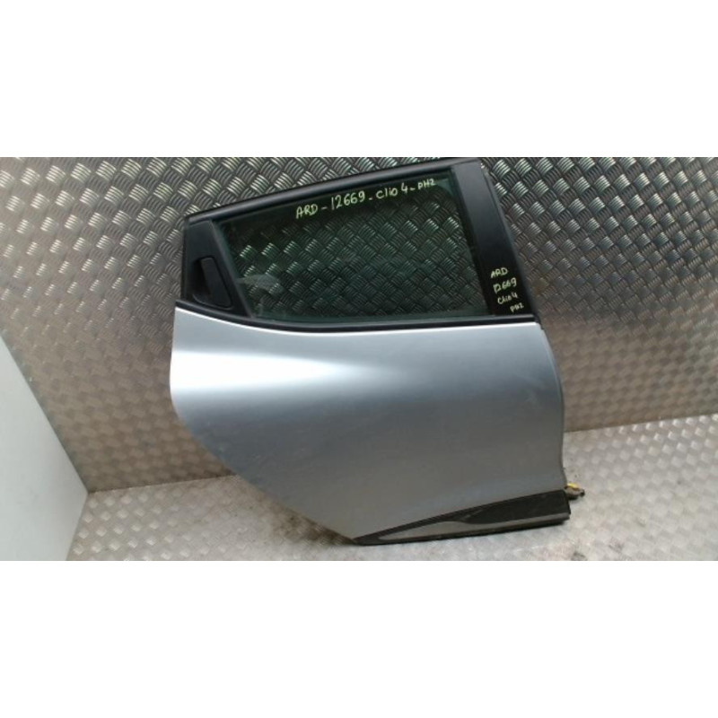 Panneau de porte arriere droit RENAULT CLIO 4 PHASE 2 d’occasion