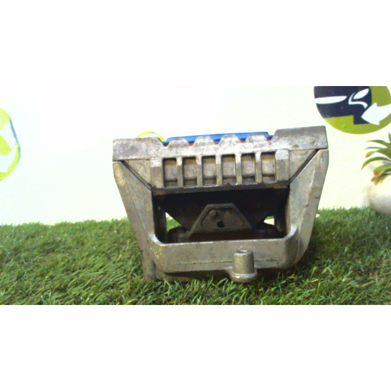 Support moteur droit VOLKSWAGEN GOLF 5 d’occasion