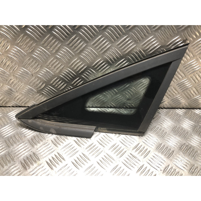 Custode avant gauche FORD FIESTA 6 PHASE 2 d’occasion