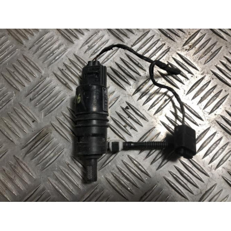 Pompe lave glace avant BMW SERIE 4 F36 GRAN COUPE PHASE 1 d’occasion