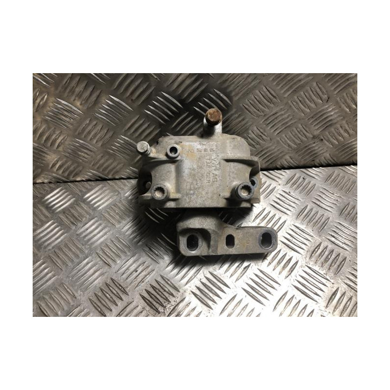 Support moteur droit VOLKSWAGEN GOLF 6 d’occasion