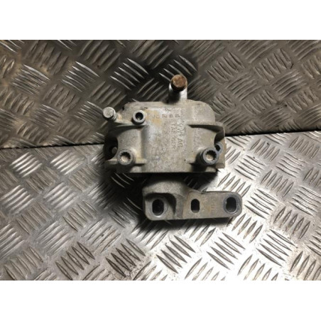 Support moteur droit VOLKSWAGEN GOLF 6 d’occasion