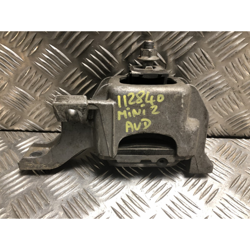 Support moteur droit MINI MINI 2 R56 PHASE 1 d’occasion
