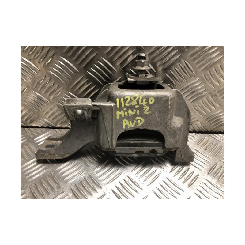 Support moteur droit MINI MINI 2 R56 PHASE 1 d’occasion