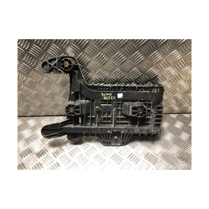Coffre à batterie VOLKSWAGEN GOLF 6 d’occasion