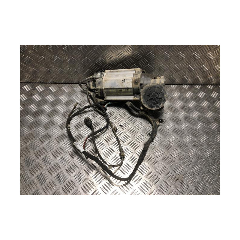 Moteur de direction assistee VOLKSWAGEN GOLF 6 d’occasion