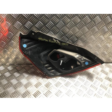 Feu arriere principal droit (feux) FORD FIESTA 6 PHASE 2 d’occasion