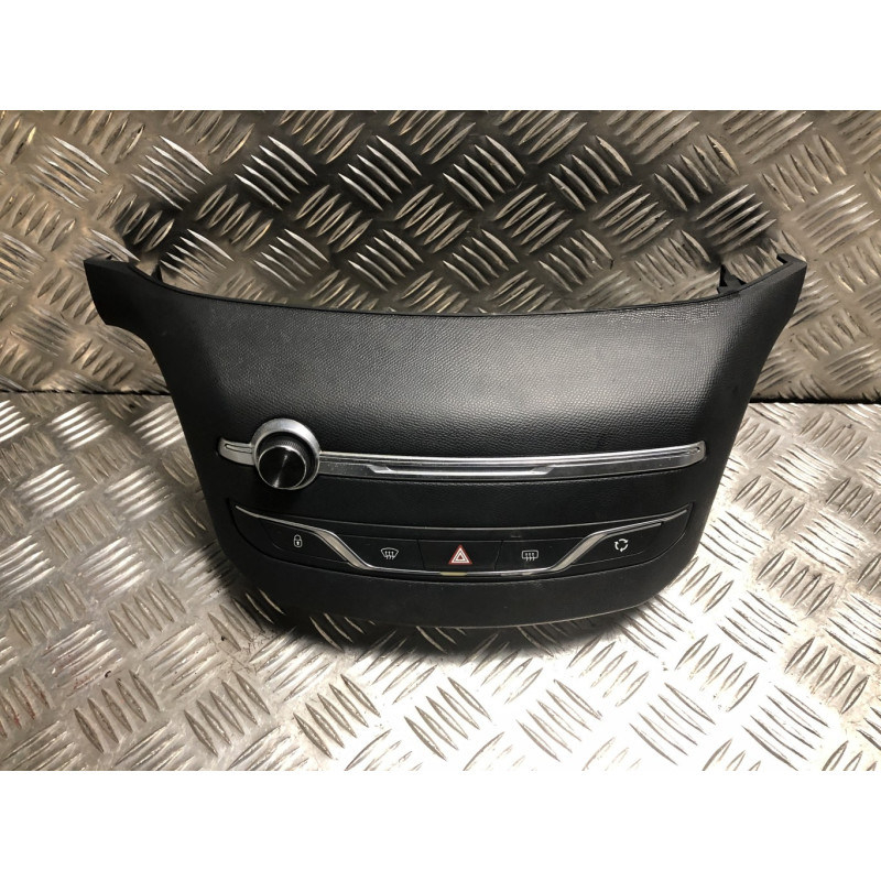 Facade autoradio PEUGEOT 308 2 PHASE 1 d’occasion