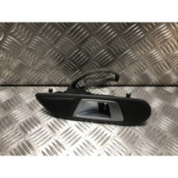 Poignee interieur avant droit FORD FIESTA 6 PHASE 2 d’occasion