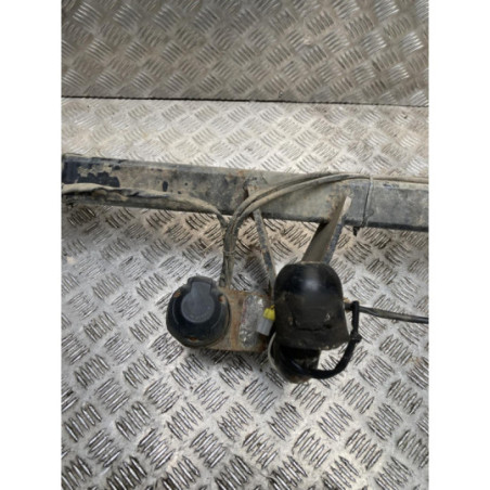 Attelage (boule de remorquage) NISSAN TERRANO 2 PHASE 4 d’occasion