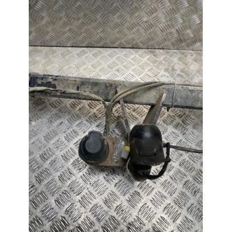 Attelage (boule de remorquage) NISSAN TERRANO 2 PHASE 4 d’occasion