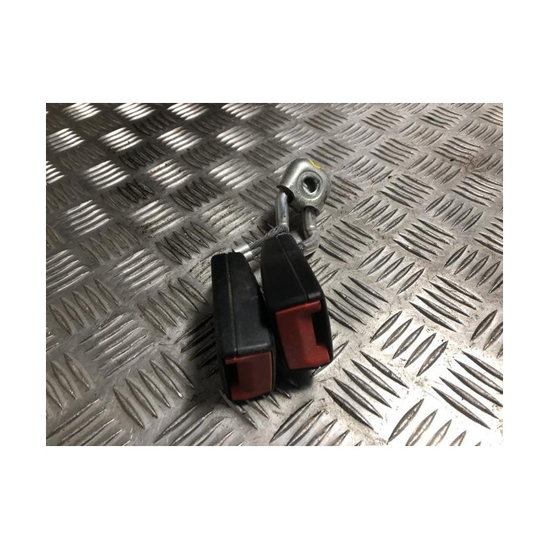 Attache ceinture arriere gauche VOLKSWAGEN GOLF 6 d’occasion