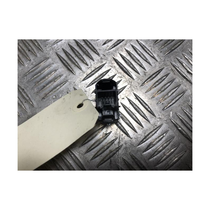 Interrupteur de leve vitre avant droit FORD FIESTA 6 PHASE 2 d’occasion