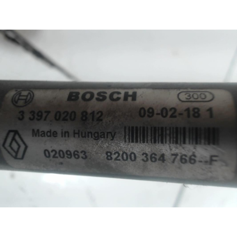 Moteur essuie glace avant RENAULT TWINGO 2 PHASE 1 d’occasion