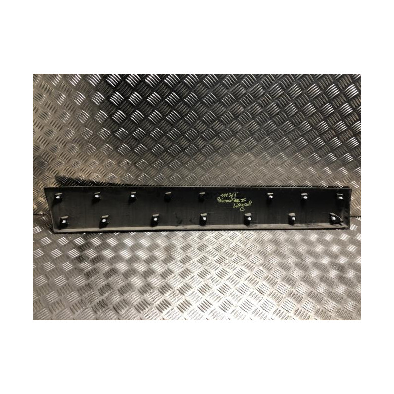 Baguette de porte arriere gauche  NISSAN PRIMASTAR 2 d’occasion