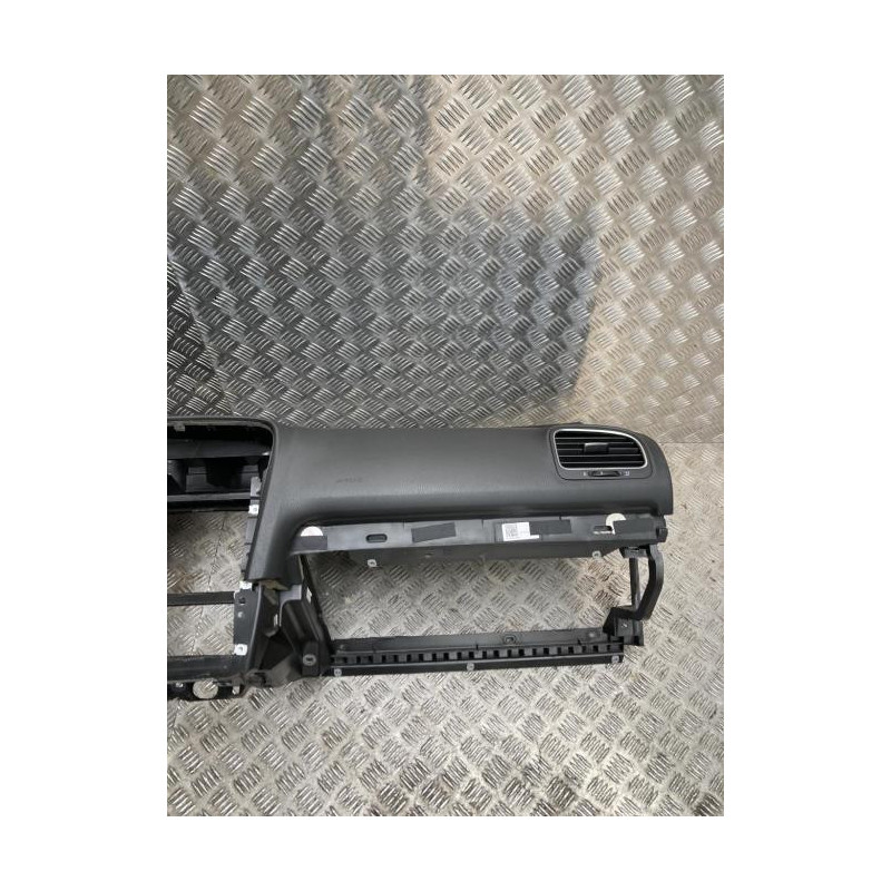 Tableau de bord VOLKSWAGEN GOLF 6 d’occasion