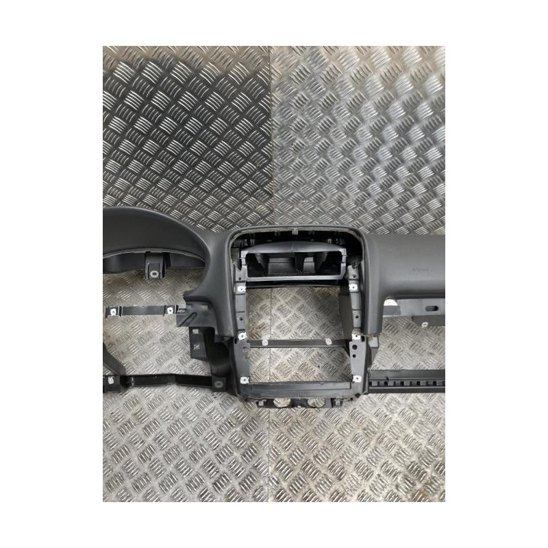 Tableau de bord VOLKSWAGEN GOLF 6 d’occasion