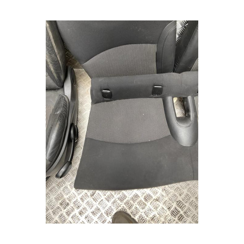 Interieur complet MINI MINI 2 R56 PHASE 1 d’occasion