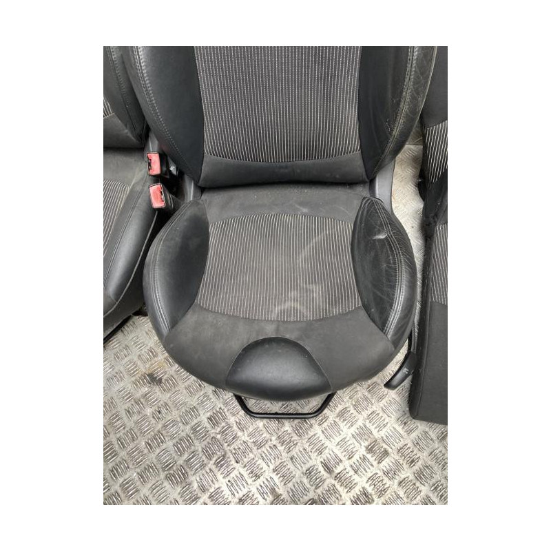 Interieur complet MINI MINI 2 R56 PHASE 1 d’occasion