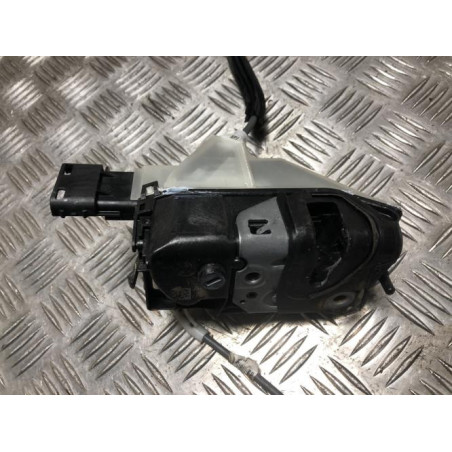 Serrure avant droit PEUGEOT 208 2 PHASE 1 d’occasion