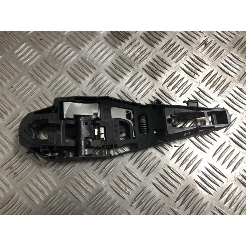Support poignee porte avant gauche PEUGEOT 208 2 PHASE 1 d’occasion