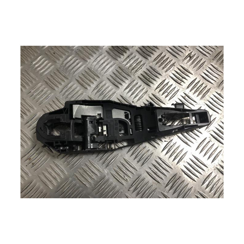 Support poignee porte avant gauche PEUGEOT 208 2 PHASE 1 d’occasion