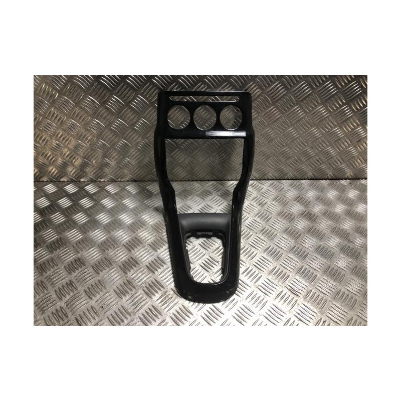 Console central (interieur plastique) CITROEN C3 2 PHASE 2 d’occasion