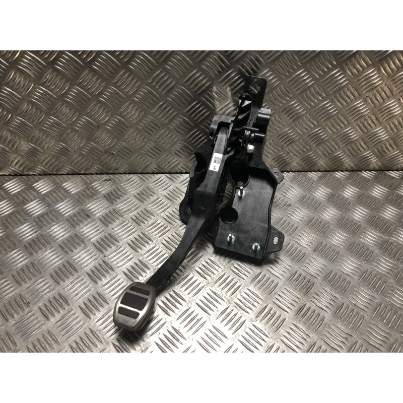 Pedale de frein PEUGEOT 208 2 PHASE 1 d’occasion