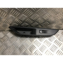 Interrupteur de leve vitre arriere droit PEUGEOT 3008 2 PHASE 1 d’occasion