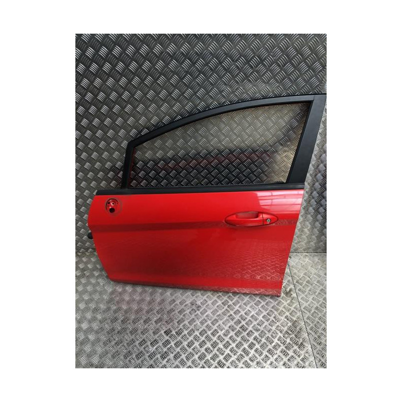 Porte avant gauche FORD FIESTA 6 PHASE 2 d’occasion