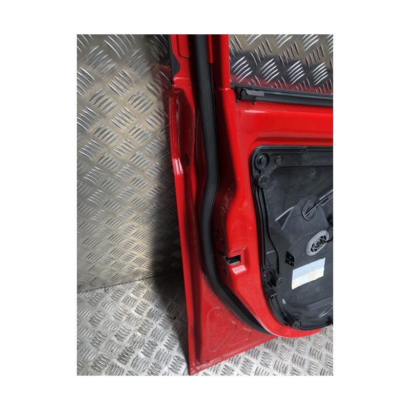Porte avant gauche FORD FIESTA 6 PHASE 2 d’occasion