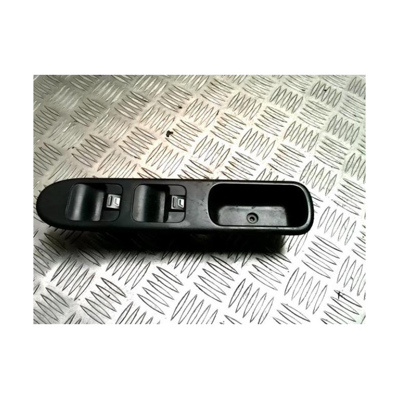 Interrupteur de leve vitre avant gauche PEUGEOT 307 PHASE 1 d’occasion