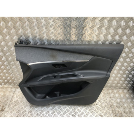 Panneau de porte avant droit PEUGEOT 3008 2 PHASE 1 d’occasion