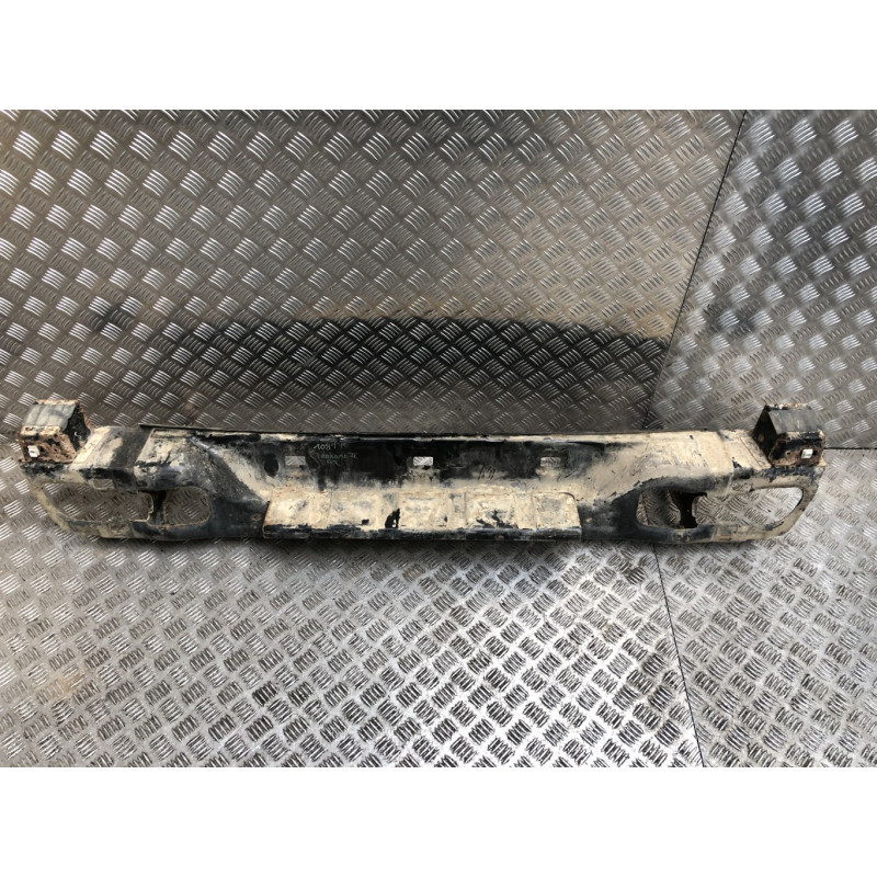 Renfort pare choc arriere (traverse) NISSAN TERRANO 2 PHASE 4 d’occasion