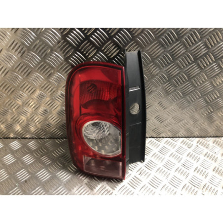 Feu arriere principal gauche (feux) DACIA DUSTER 1 PHASE 1 d’occasion
