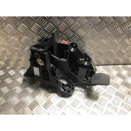 Pedale de frein NISSAN PRIMASTAR 2 d’occasion