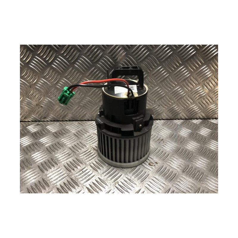 Ventilateur chauffage PEUGEOT 308 2 PHASE 1 d’occasion