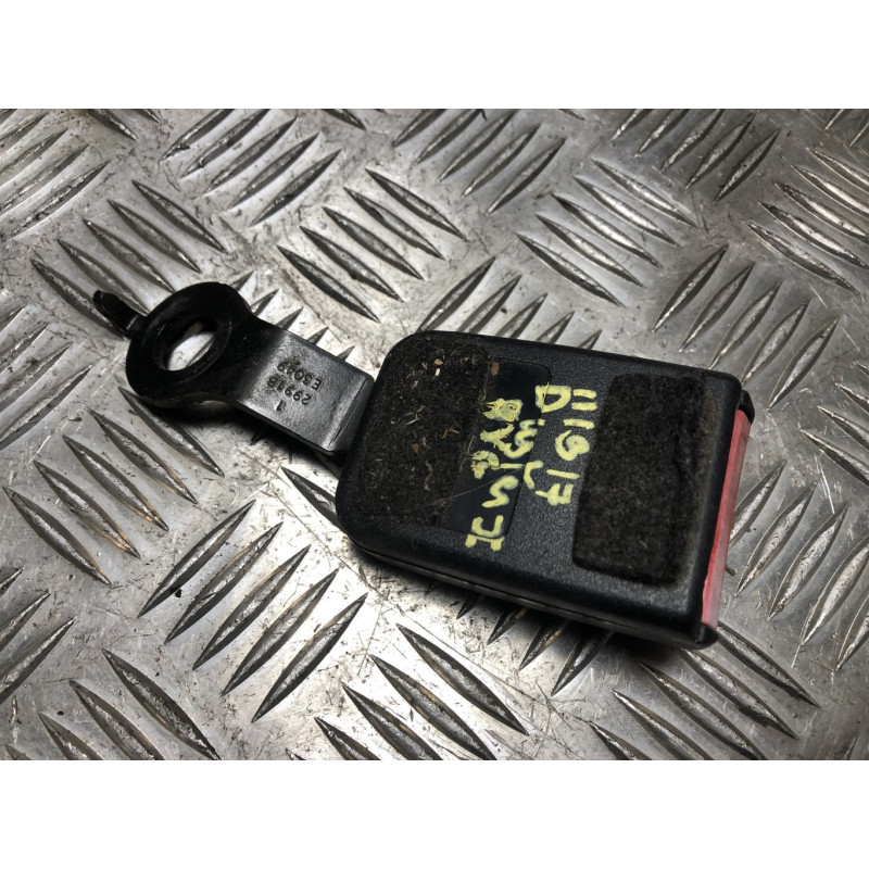 Attache ceinture avant gauche DACIA DUSTER 1 PHASE 1 d’occasion