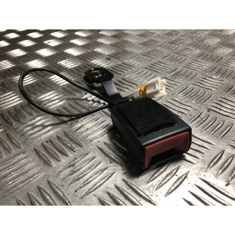 Attache ceinture avant gauche CITROEN DS3 PHASE 1 d’occasion